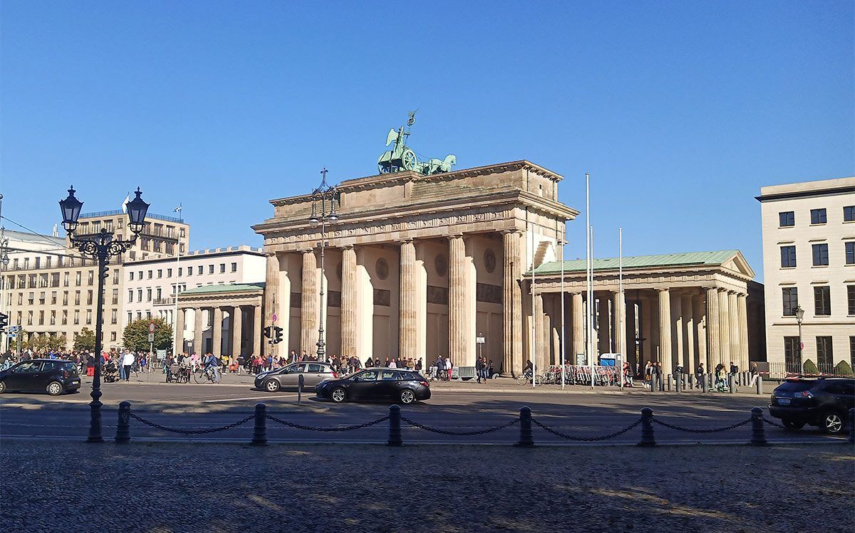 Berlin0004 Puerta de Brandenburgo